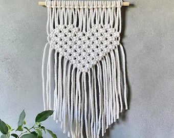 Macrame Heart Pattern PDF, Macrame Pattern For Beginners, Kids Room Decor DIY, Valentine’s Day Gift, Nursery Decor, Macrame Wall Hanging