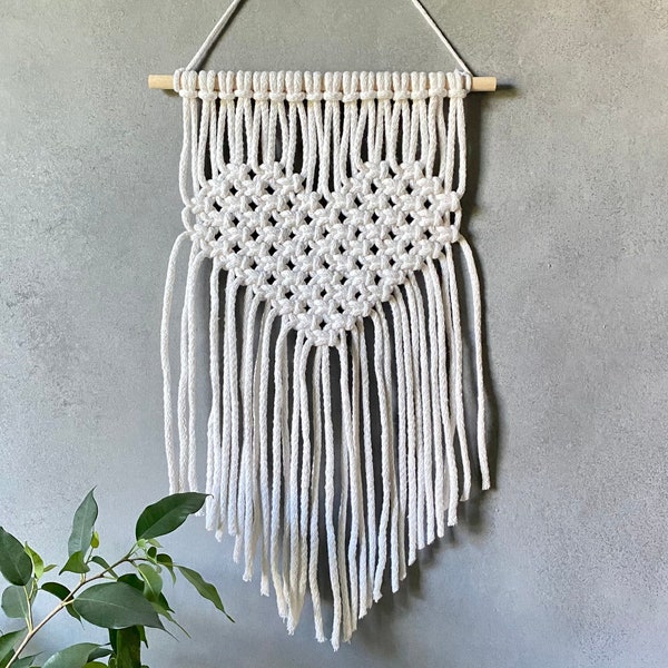 Macrame Heart Pattern PDF, Macrame Pattern For Beginners, Kids Room Decor DIY, Valentine’s Day Gift, Nursery Decor, Macrame Wall Hanging