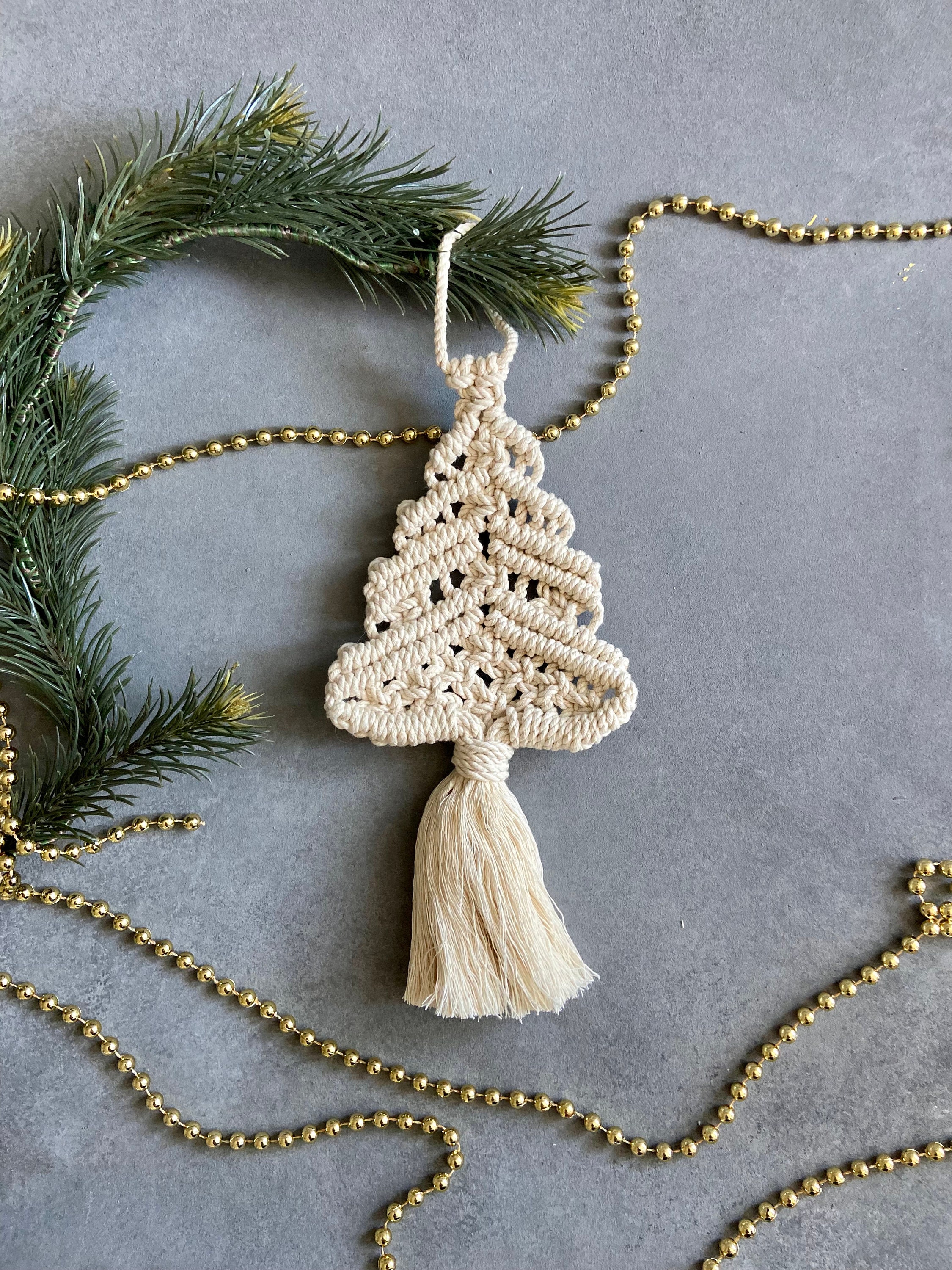 Macrame Ornament, How to Macrame Christmas Tree, Macrame pattern, Christmas decor diy, Christmas ornament