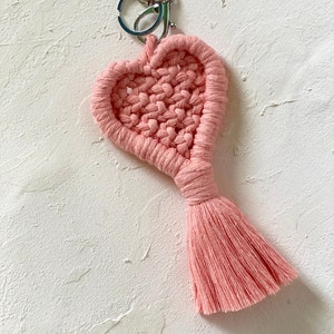 Macrame Heart PDF pattern, Macrame pattern for beginners, Handmade Keychain, Gift for her, Valentine&#39;s Day gift