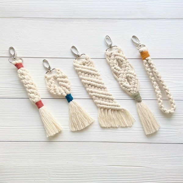 Macrame Keychain Pattern PDF, Wristlet Keychain, Macrame tutorial for Beginners