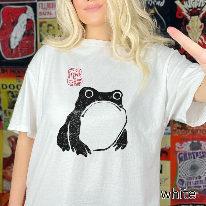 Japanese Grumpy Frog Shirt, Hoji Matsumoto Unimpressed Toad Tshirt, Vintage Style Woodblock Art Tshirt, Gift for Art Lover, Animal Lover image 6