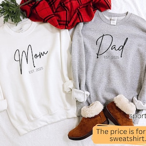 Matching Mom and Dad Sweatshirts, Custom New Mama Daddy Sweater, Pregnancy Announcement, New Parent Matching Crewneck, Baby Shower Gift