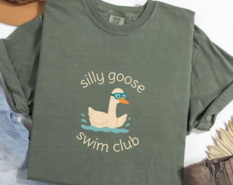 Silly Goose Swimmer Shirt, Gift for Swimmer, Funny Swim Team Shirt, Retro Summer Swim Club Shirt, Goose Swimming T-Shirt, Funny Swim Tshirt