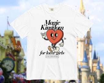 Magic Kingdom ist für Liebhaber Mädchen / BTW Freizeitpark Vintage inspirierte Kleidung / Subtiles Streetwear Urlaub Grafik T-Shirt / Magic Kingdom Shirt
