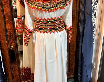 Robe kabyle traditionnel - Vêtements