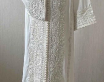 Caftan blanc mariée