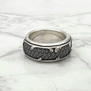 Dragon Scales Handmade 925 Sterling Silver Men Band Ring, Dragon Scale Wedding Ring, Dragon Scale Men Wedding Band, Gift For Him