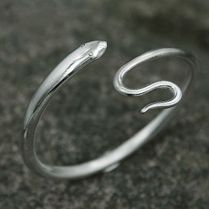 Snake bracelet, 925 Sterling Snake bracelet, Snake Jewelry, Snake Bangle, adjustable bracelet, Gift For Her, Handmade Silver Jewellery