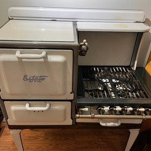 PICK-UP ONLY...1930&#39;s Estate Fresh Air Gas Stove