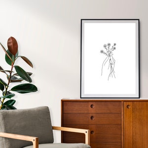 PNG Mano che tiene i fiori Clip Art / Line Art / Arte disegnata a mano / Linea estetica floreale Art