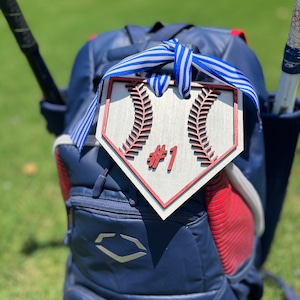 Benutzerdefinierte personalisierte Baseball / Softball Bag Tags. Perfekt für Sportler sowie Mütter, Väter, Großmütter und Großväter.