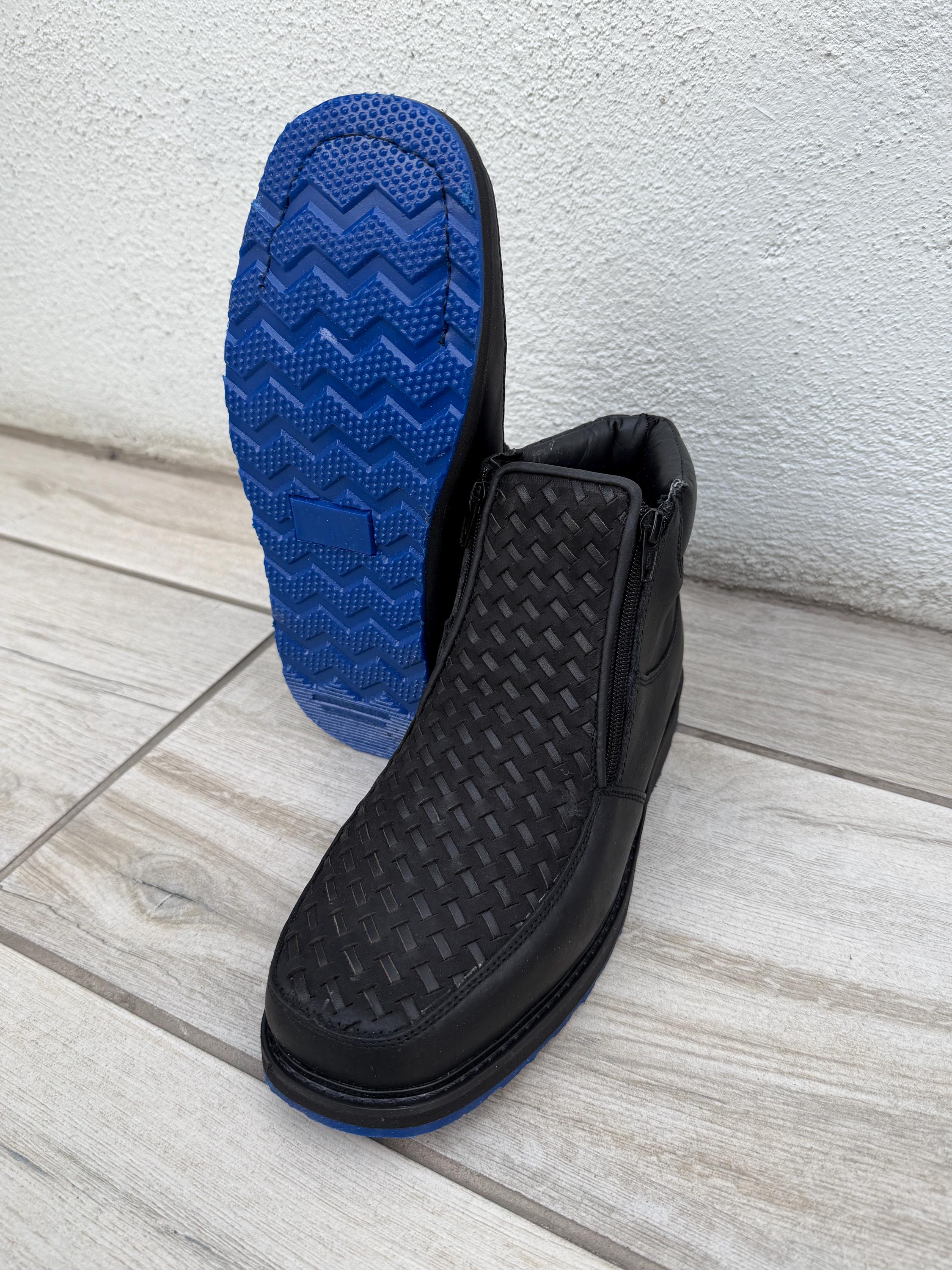 Sandales Banana Republic Exotic Slide Noir Et Blanc Taille 7.5M - Neuf Sans Emballage