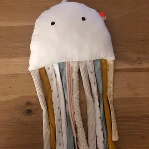 Doudou / cushion / mobile jellyfish gigi 2