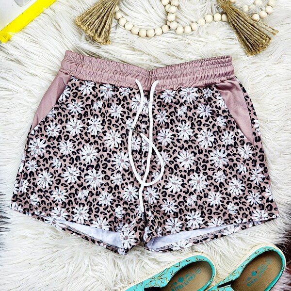 Leopard Daisy Women's Drawstring Shorts