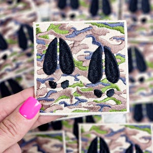 Camo Deer Tracks Eisen auf wärmeklebender gestickter Aufnäher, Angeln, Outdoors, Trending Patches, Männer Patch, beliebte Patch, Hutbar, Boutique