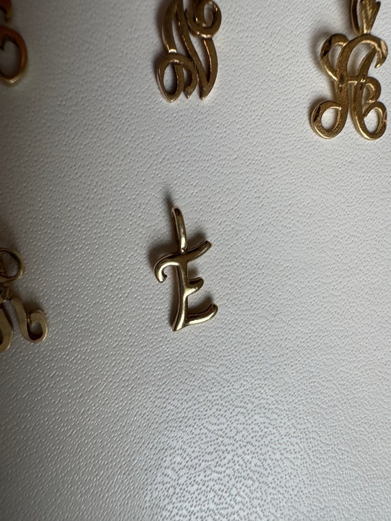 Vintage Solid Real Gold Initial Letter Pendant Ch… - image 5