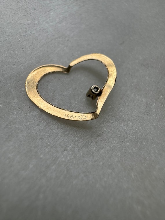 14k Vintage Solid Gold Open Heart with Diamond - image 2