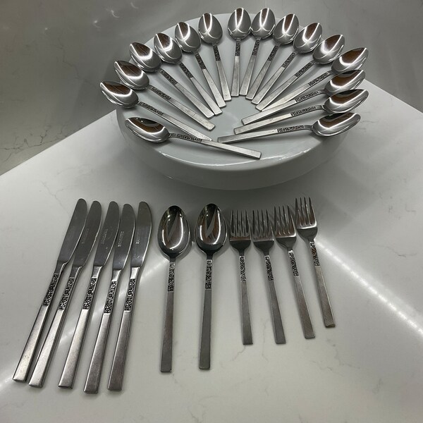 Stanley Robert’s Stainless Flatware Dorette Rose Gabel Löffel Messer MCM 27 Stück