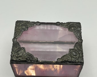 Vintage rosa Schlacke Glas Schmuckschatulle verzieren Metall filigrane Trinket Box Hollywood Regency Eitelkeit Dekor