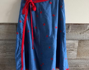 Mr. Hank Vintage wikkelrok blauw rood aardbei geborduurd medium (E1)