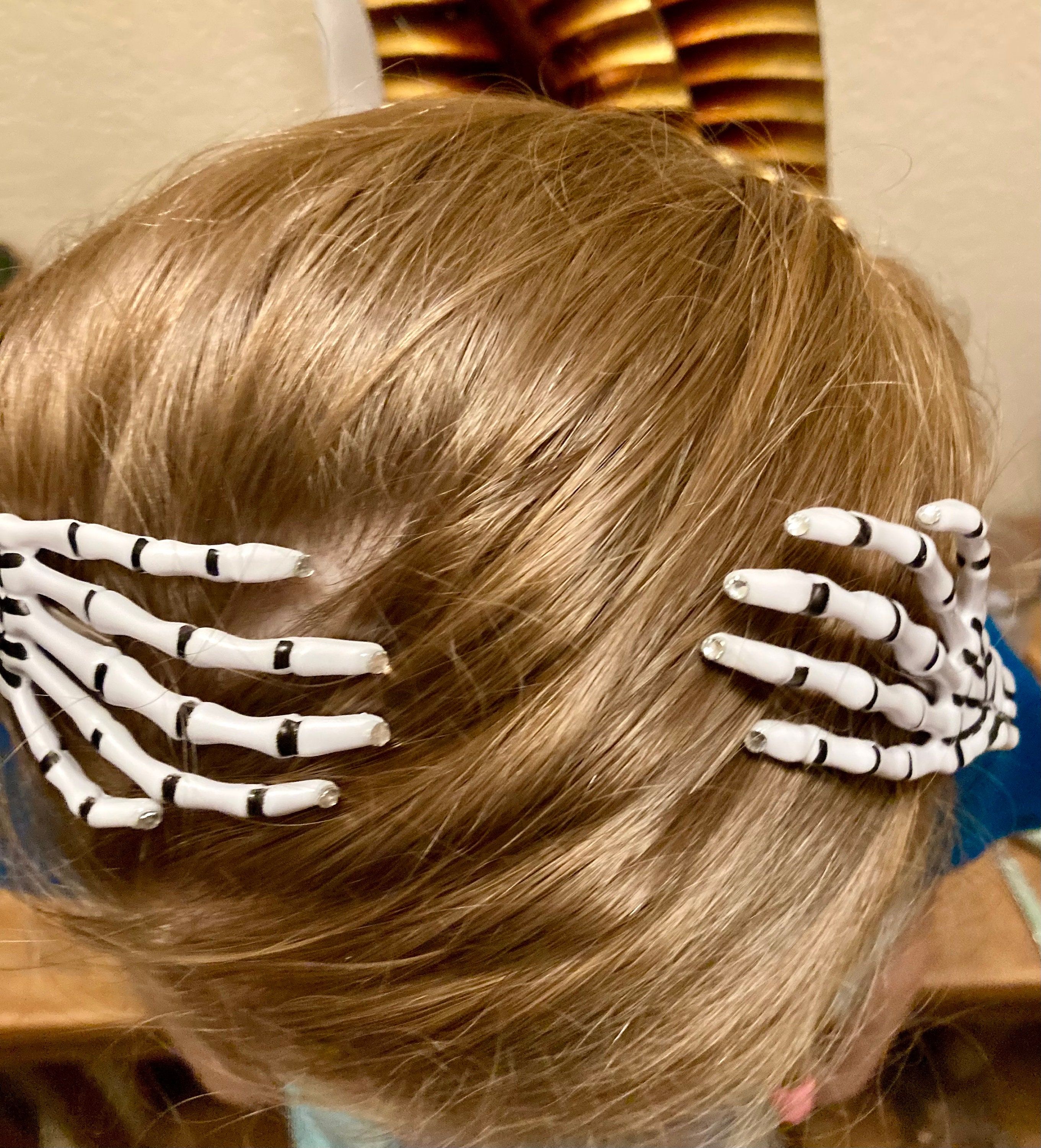 Gothic Skeleton Hand Hair Clips Set of 4 Cute Bone Claw Barrette Accessories Rhinestone Skeleton Hand Hair Clip Set - Halloween Punk Rock  main image 2