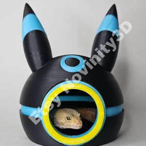 Shiny Umbreon Moist Hide (GLOWS!)
