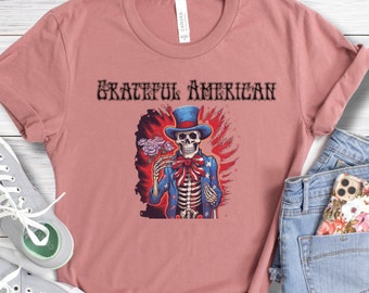 American Skull T-Shirt: Grateful Patriot with Flowers