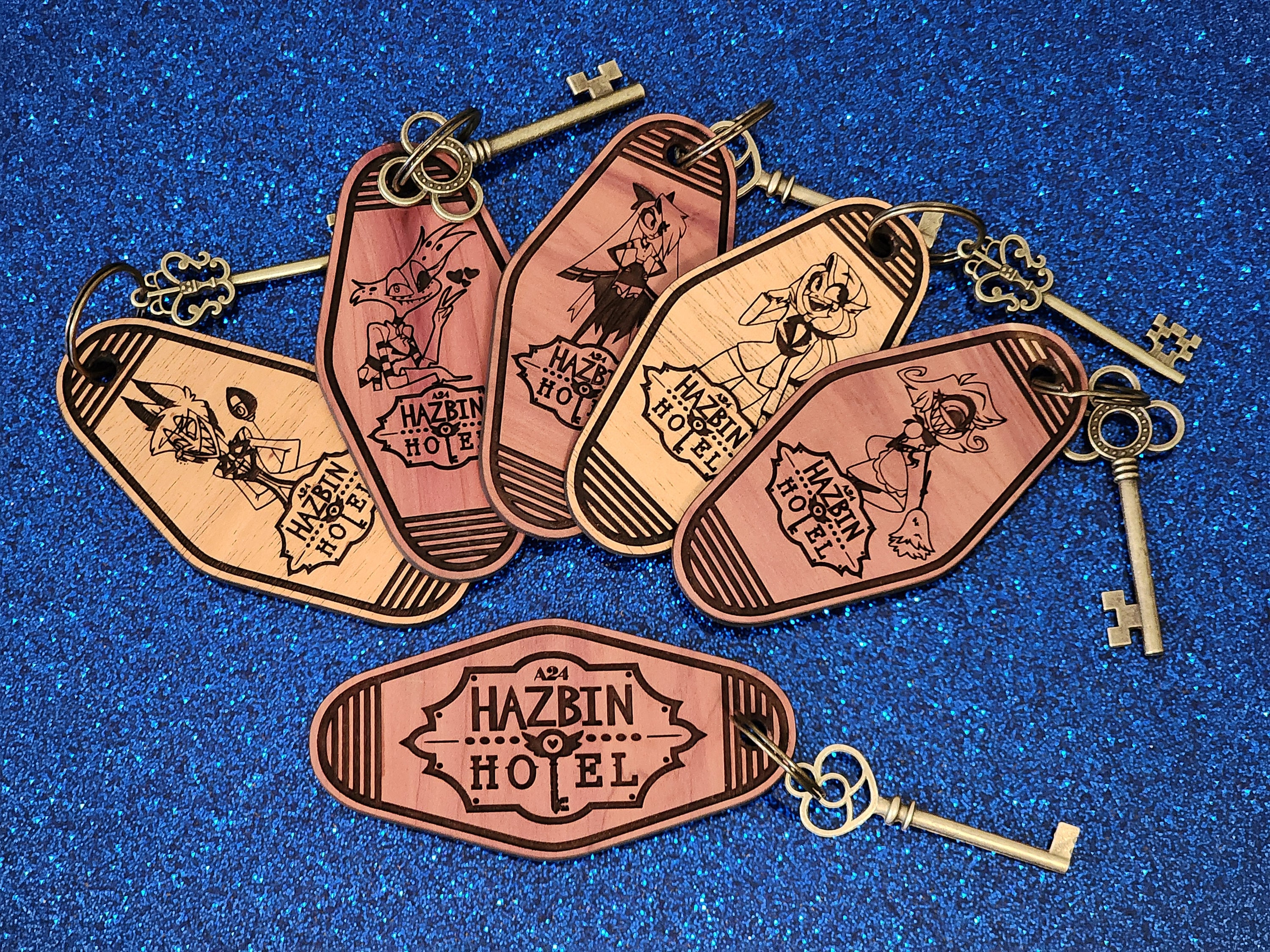 HAZBINHOTEL KEYCHAIN まとめ売り Amazon.com: Waynexzavier 5pcs Hazbin Hotel Keychain Set