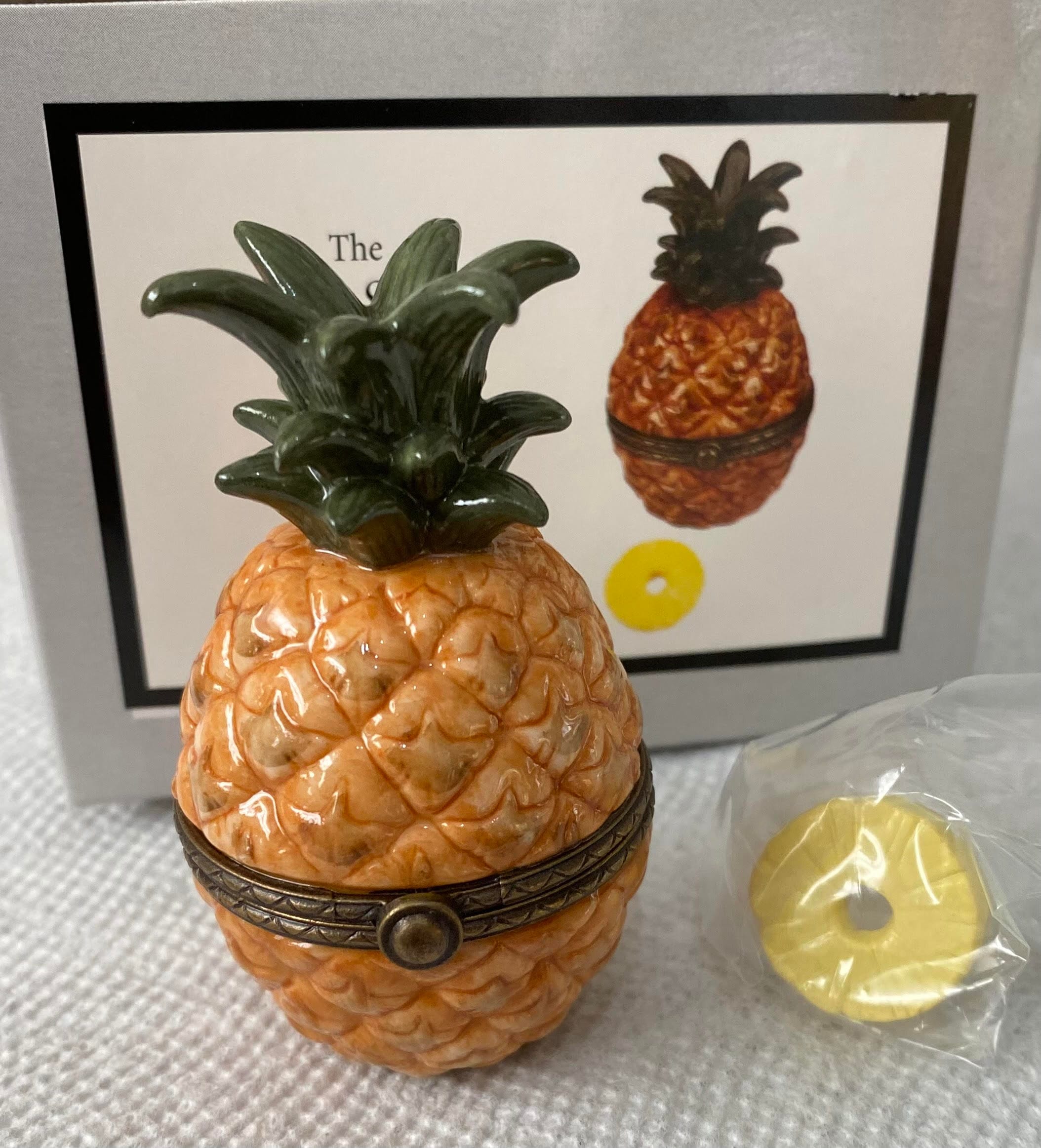 Pineapple With Slice Trinket Porcelain Hinged Box Midwest PHB New