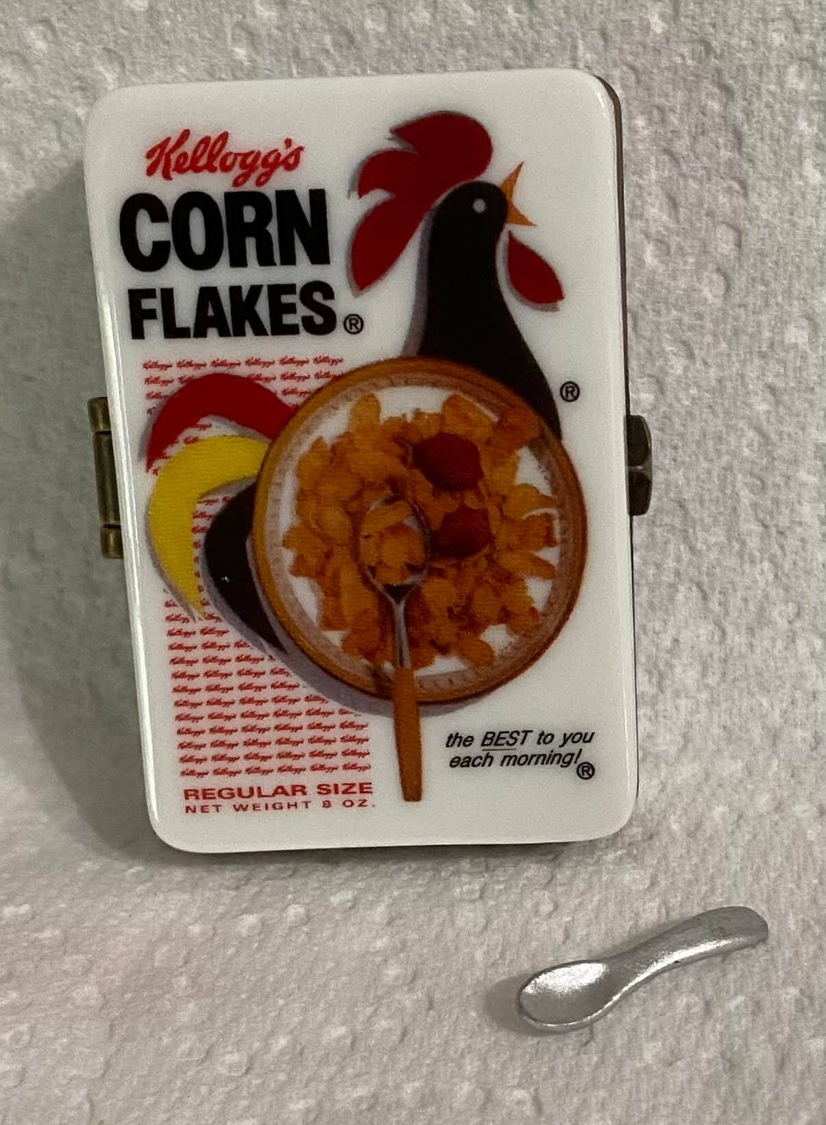 Kellogg's Corn Flakes with Spoon Trinket Porcelain Hinged Box Midwest PHB Very Nice Condition! Retrospect Series  Box GG