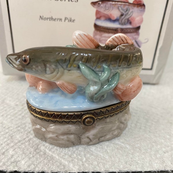 Northern Pike with a Lure Trinket Porcelain Hinged Box  Midwest PHB New in Box New Old Stock