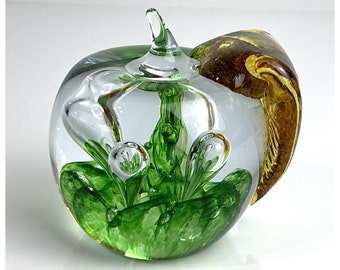 Vintage Caithness Windfall Scotland Green Apple Glass Paperweight