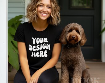 Maquette de maman de chien, maquette de t-shirt noir Bella Canvas 3001, maquette d’animal de compagnie, maquette de porche extérieur Boho Chic, chemise noire marron Goldendoodle maquette de chien