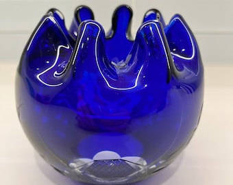 Vintage Czech Glass Rose Bowl - Cobalt Blue Glass Cut to Reveal Clear Glass - Pinched Top - No Disclosures - Vibrant Color - 4" x 4" x 4.25"