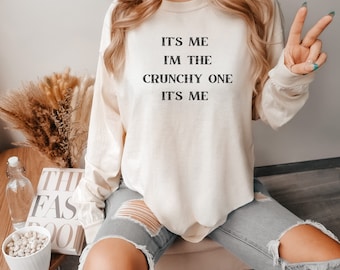 Comfort Color T-Shirt Crunchy Mama Long Sleeve Shirt Gift for Her Boho Shirt Women's Clothing Hippie Shirt