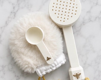 Powder Pom Wand: Refillable Body Powder Applicator, Washable Puff