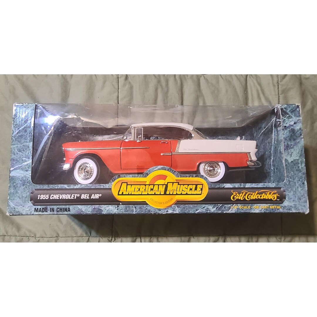 Ertl American Muscle 1955 Chevrolet Bel Air 1/18 in Box Red White