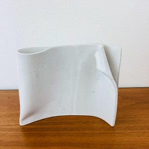 Vintage MODERN WHITE CERAMIC Vase / Vessel