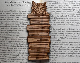 Tabby Cat Wooden Bookmark: Gift for Cat Lovers