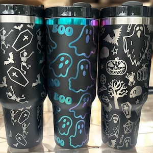 Bats and coffins tumbler|Bats 40oz tumbler|Tumbler with bats|Water bottle with bats|Spooky season tumbler|Spooky season water bottle