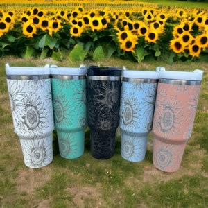 Sunflower tumbler|Floral tumbler|40oz sunflower tumbler|Drinking cup|Coffee mug|Gift for her|Wedding gift|Birthday gift|Gift for daughter