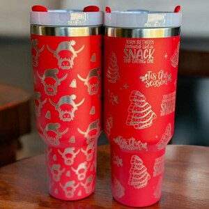 Christmas 40oz tumbler|Christmas theme coffee mug|Christmas cakes 40oz mug|40oz Christmas tumbler|Christmas 40oz with handle|xmas cow mug