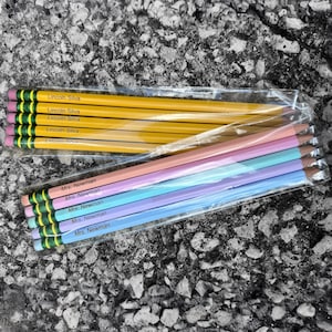 Kids school pencils|Pencils with name|custom pencils|kids back to school items|personalized pencils|Custom kids pencils|Custom school items