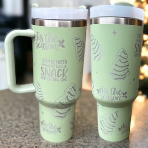 40 oz Christmas tumbler|Christmas snack cake tumbler|debating looking like a snack or eating one tumbler|40oz xmas tumbler 40oz tumbler