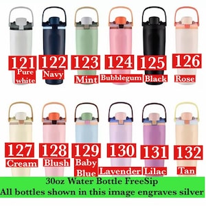 Puede incluir: Una colecci&oacute;n de 12 botellas de agua aisladas de 887 ml en varios colores, incluyendo blanco, azul marino, menta, chicle, negro, rosa, crema, rubor, azul beb&eacute;, lavanda, lila y beige. Cada botella tiene un asa y un dise&ntilde;o FreeSip.