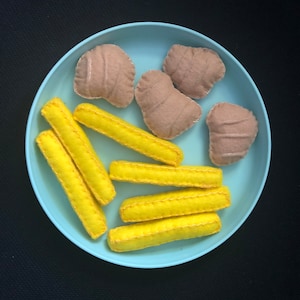 Chicken nuggets and Fries Felt Set
