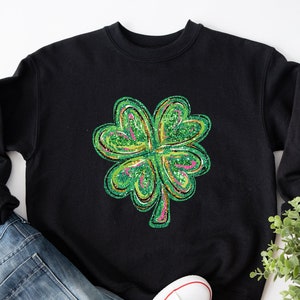 St Patricks Four Leaf Clover Sweatshirt, Watercolor Saint Patrick shirts, St Patricks Day, Shamrock Sweatshirt, Gift For St Patricks Tees