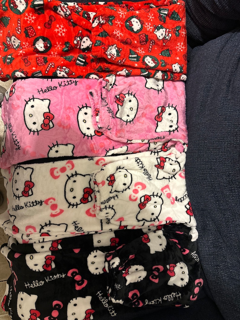 Hello Kitty Pajamas Cute Sanrio Sleepwear, Sanrio Pajamas FAST SHIPPING Ideal Girls Gift