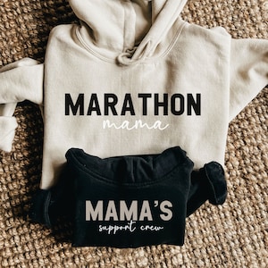 Marathon Mama Sweatshirt, Long Distance Runner Shirt, Race Sweatshirt, Family Matching Hoodie, Mama’s Support Crew, Mother Runner Sweatshirt bild 1